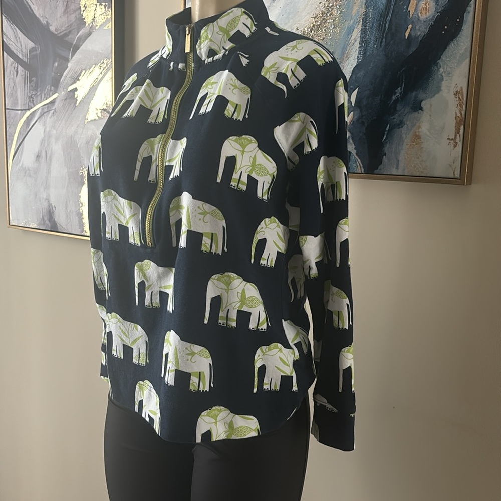 Crown & Ivy Beach Petite L Elephant Blue Green Pullover - Picture 2 of 6